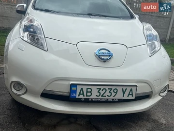 Авто Nissan Leaf 2013 № 8743101