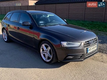 Авто Audi A4 2015 № 8743107