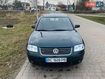 Авто Volkswagen Passat 2001 № 8743119