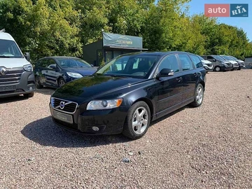 Авто Volvo V50 2012 № 8743125