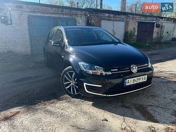Авто Volkswagen E-Golf 2019 № 8743233