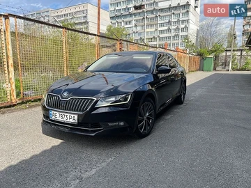 Авто Skoda Superb 2017 № 8743236