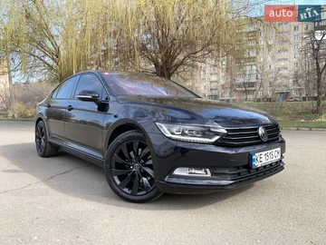 Авто Volkswagen Passat 2016 № 8743387