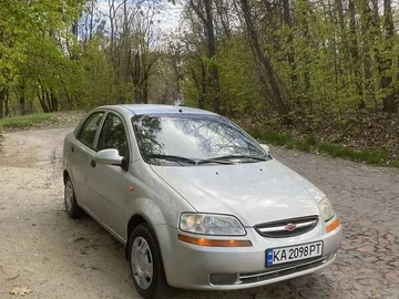 Авто Chevrolet Aveo 2004 № 8743539