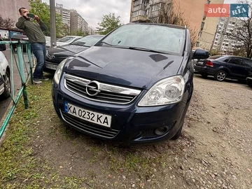 Авто Opel Zafira 2011 № 8743575