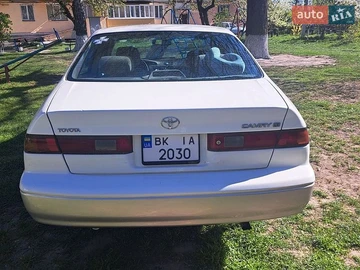 Авто Toyota Camry 1999 № 8743775