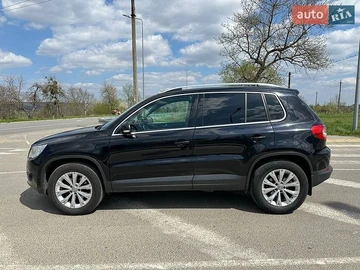 Авто Volkswagen Tiguan 2008 № 8744009
