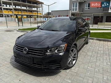 Авто Volkswagen Passat 2017 № 8744093