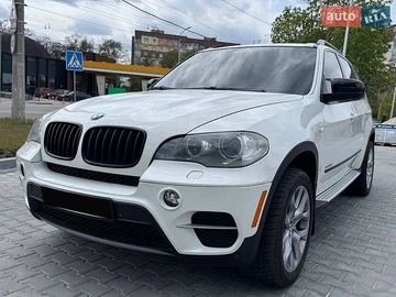 Авто BMW X5 2012 № 8744095