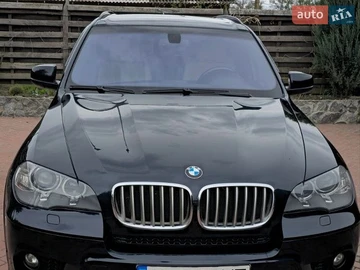 Авто BMW X5 2010 № 8744100