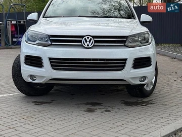 Авто Volkswagen Touareg 2012 № 8744202