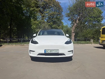 Авто Tesla Model Y 2022 № 8744209