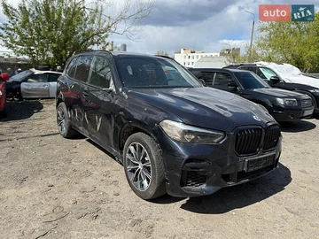 Авто BMW X5 2022 № 8744222