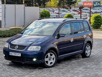 Авто Volkswagen Touran 2003 № 8744384