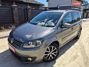 Авто Volkswagen Touran 2012 № 8744450