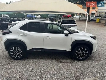 Авто Toyota Yaris Cross 2024 № 8744629