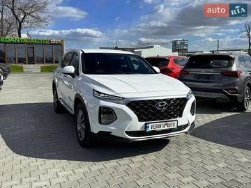 Авто Hyundai Santa Fe 2019 № 8744644