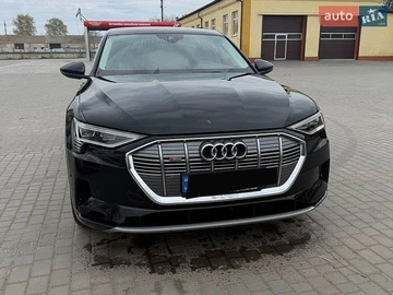 Авто Audi E-Tron 2022 № 8744654