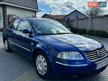Авто Volkswagen Passat 2003 № 8744790