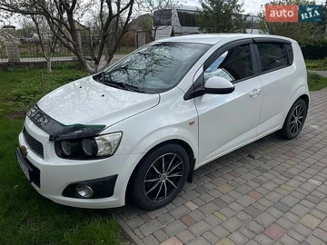 Авто Chevrolet Aveo 2013 № 8744922