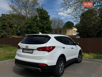 Авто Hyundai Santa Fe 2015 № 8745259