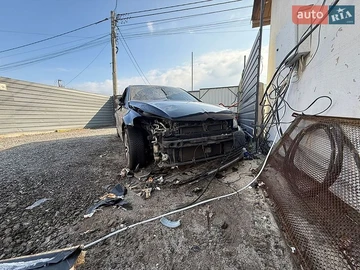 Авто Volkswagen E-Golf 2016 № 8745723