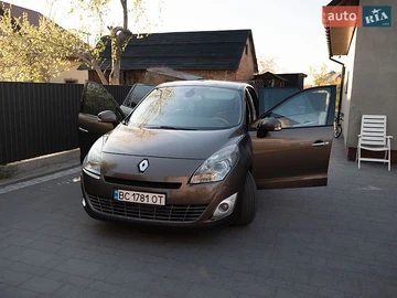 Авто Renault Scenic 2009 № 8745758