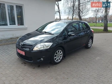 Авто Toyota Auris 2011 № 8745927