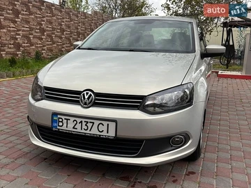 Авто Volkswagen Polo 2011 № 8745931