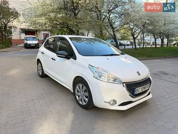 Авто Peugeot 208 2014 № 8745933