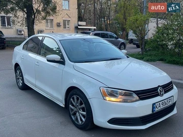 Авто Volkswagen Jetta 2012 № 8745938