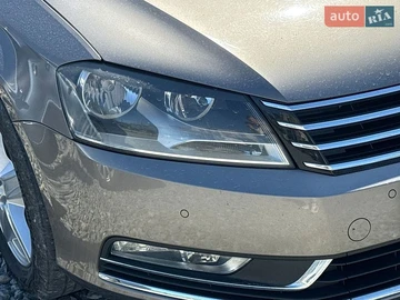 Авто Volkswagen Passat 2011 № 8745949