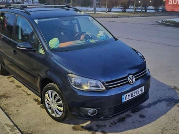 Авто Volkswagen Touran 2011 № 8745986