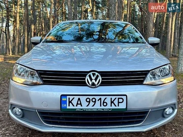 Авто Volkswagen Jetta 2014 № 8745989