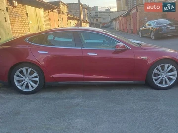 Авто Tesla Model S 2015 № 8746222