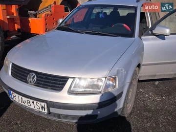 Авто Volkswagen Passat 2000 № 8746319