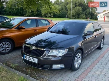 Авто Skoda Superb 2009 № 8746327