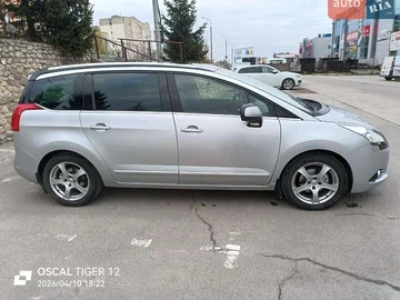 Авто Peugeot 5008 2011 № 8746491