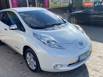 Авто Nissan Leaf 2013 № 8746511