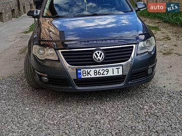 Авто Volkswagen Passat 2010 № 8746817