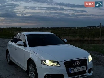 Авто Audi A4 2008 № 8747097