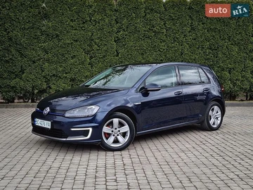 Авто Volkswagen E-Golf 2016 № 8747174