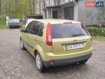 Авто Ford Fiesta 2006 № 8747321