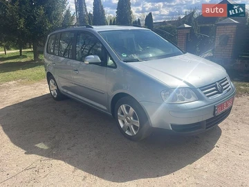 Авто Volkswagen Touran 2006 № 8747334
