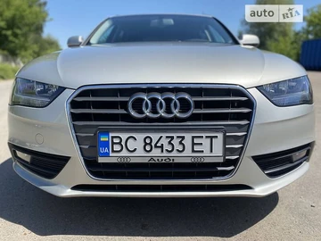 Авто Audi A4 2012 № 8747378