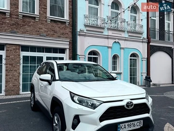 Авто Toyota Rav4 2021 № 8747429