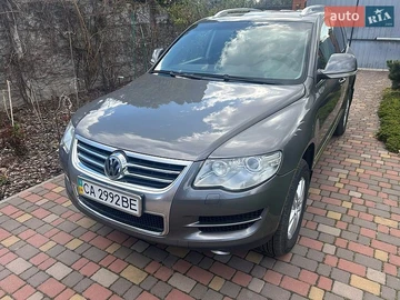 Авто Volkswagen Touareg 2008 № 8747875