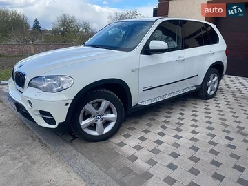 Авто BMW X5 2010 № 8747908