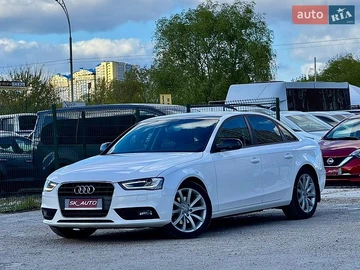 Авто Audi A4 2015 № 8748505
