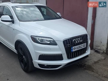 Авто Audi Q7 2010 № 8748534